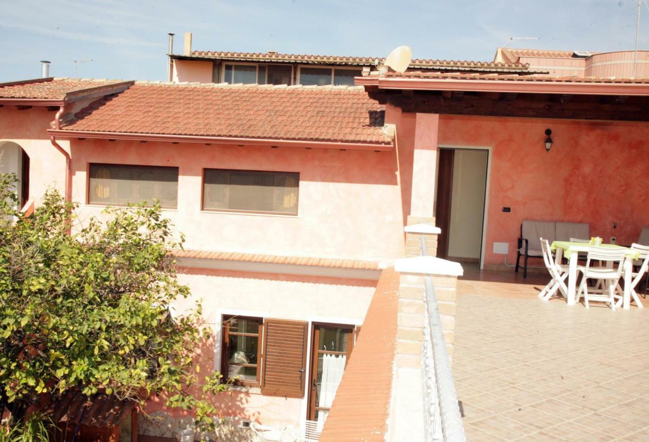L'Isola Felice Apartment Monserrato Bagian luar foto